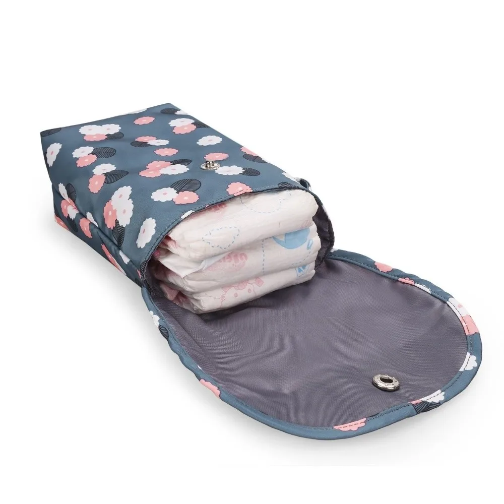 Portable Cartoon Baby Diaper Bag Oxford Cloth Waterproof Mommy Handbag Large Capacity Handheld Diaper Storage Bag Going Out