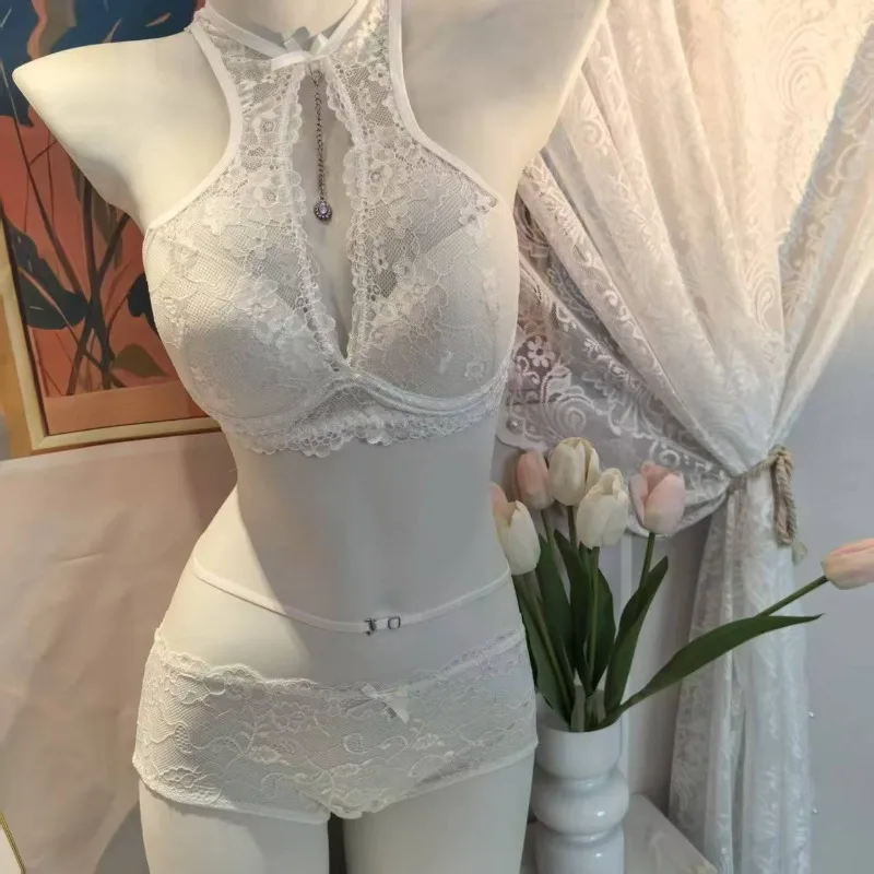 Élégant français dentelle soutien-gorge Sexy culotte ensemble plongeant à armatures Lingerie pur désir rassemblement T-Shirt sous-vêtements pour femmes soutiens-gorge sensuels