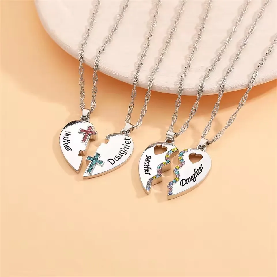2/3pcs Mother Daughter Necklaces for Women Girls Kawaii Mom Sisters Heart Shaped Pendant Chain Magnet Jewelry Mother's Day Gift - view 6