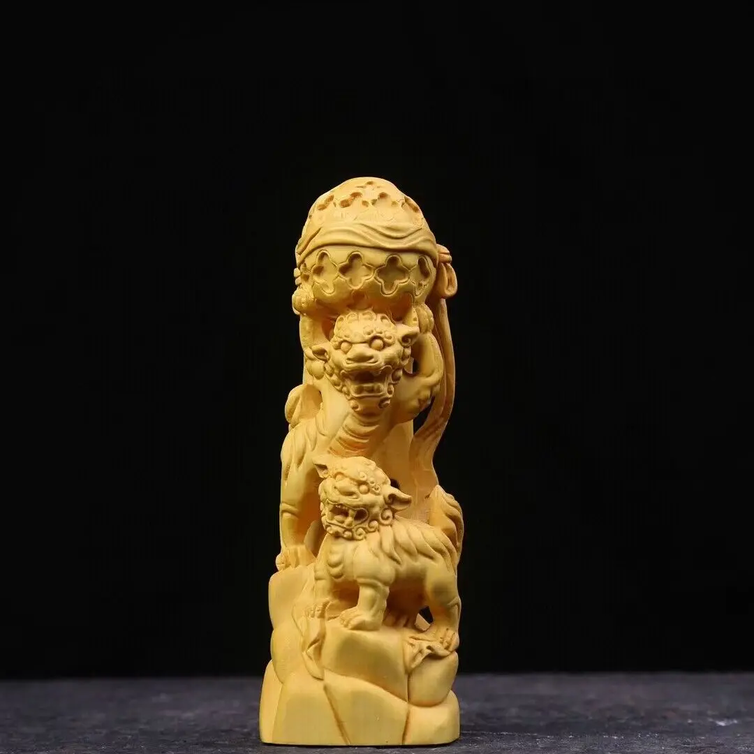 

Fine Chinese Boxwood Wood Hand Carved lion Statue Home Decoration