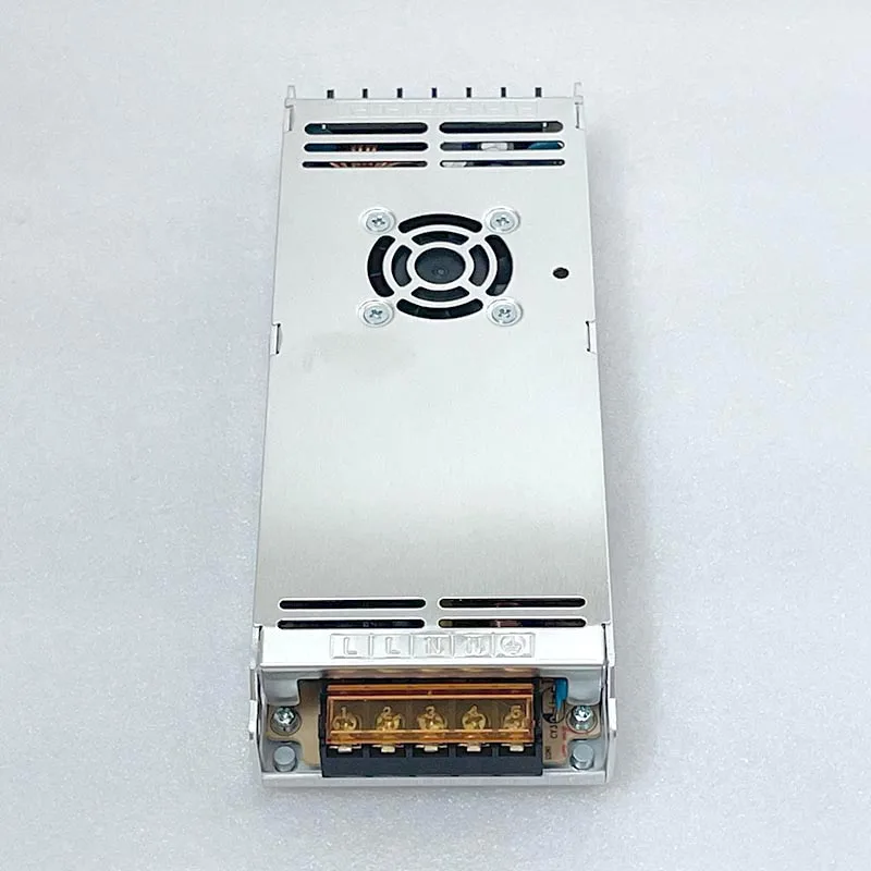 Full Color LED Panel Video Wall 5V60A Power Indoor Outdoor LED Display Screen Digital Sign 300W 200/240VAC Input Power Supply