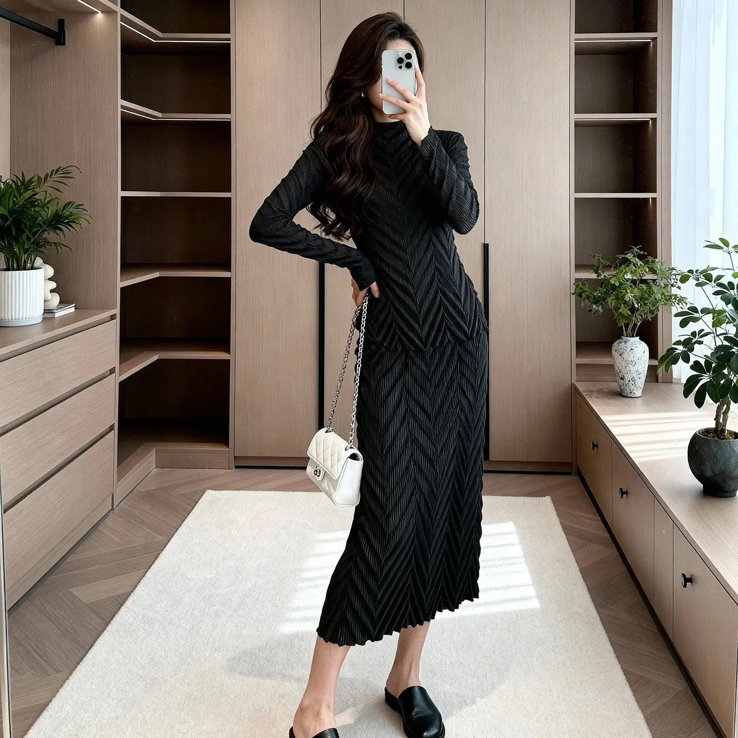 

Miyake Pleated New V Pleated Suit Temperament Commuting Wear Elegant A Whole Set of Long-sleeved Half Skirt Two-piece Suit