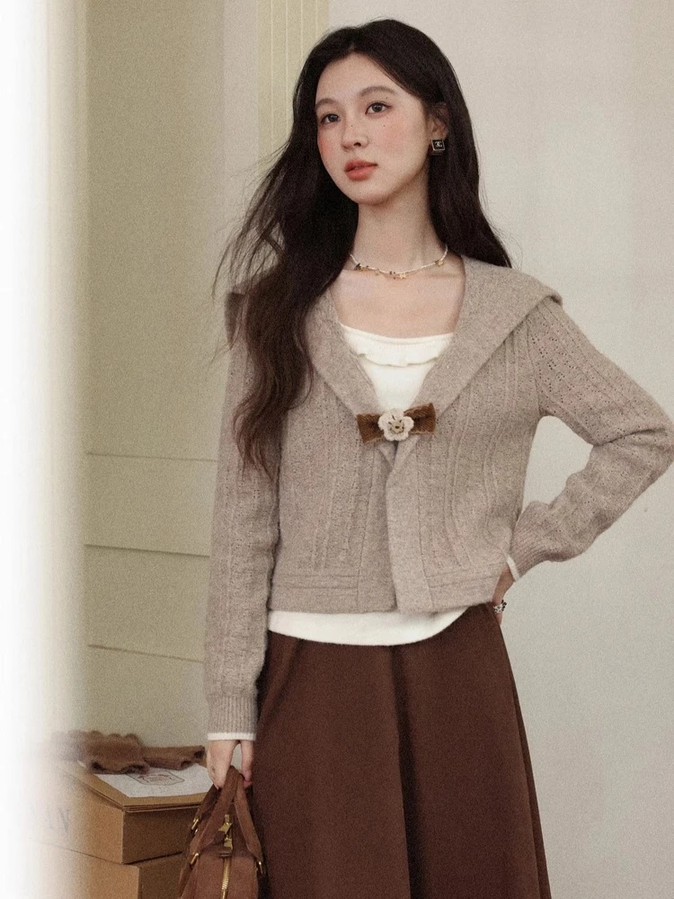 ALXNAN حجم كبير المرأة طويلة الأكمام بلايز كاذبة قطعتين ربطة القوس فيونكة البحرية طوق البلوفرات اللون حجب محبوك البلوزات D57739