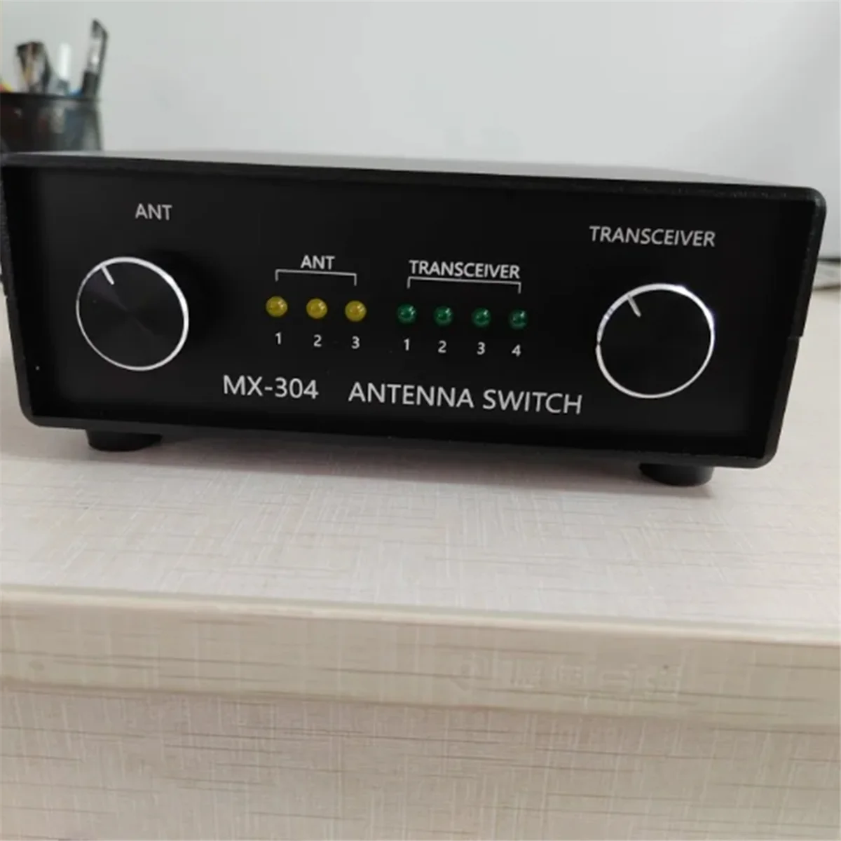 Interruptor de antena MX-304 Switch transceptor SDR para três antenas e quatro transceptores