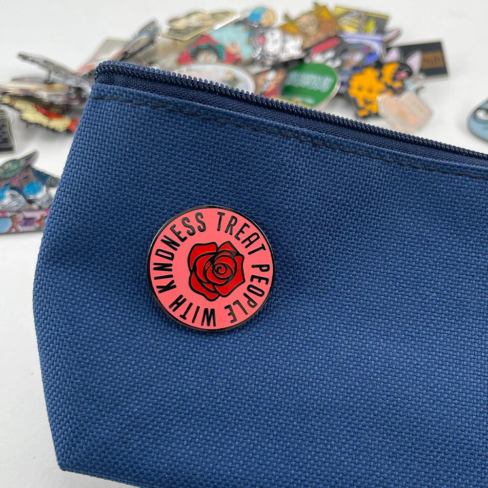 Rose Treat People With Kindness-Pin esmaltado con cita divertida, broche con insignia, alfileres feministas para niños, regalos bonitos para profesores