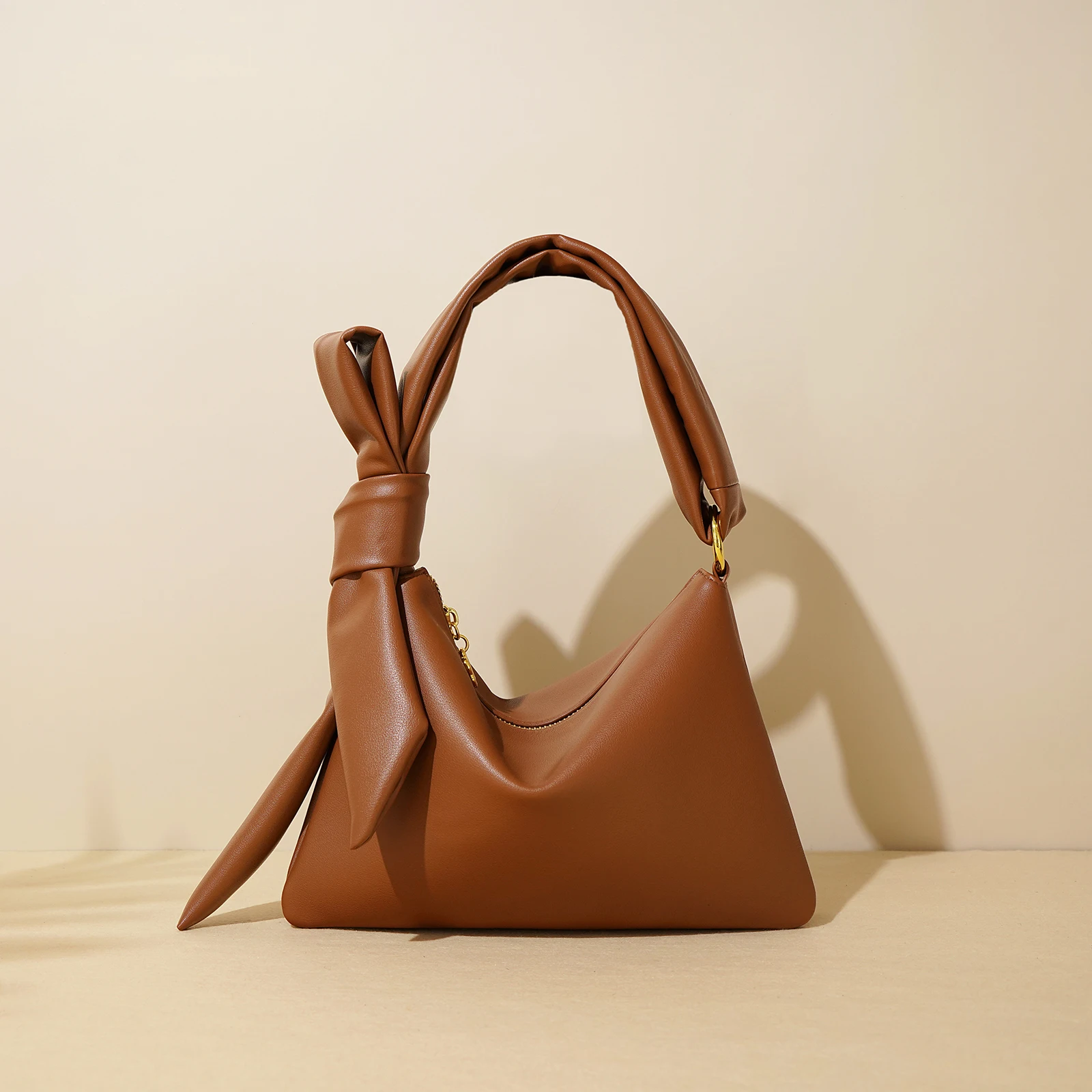 

Women Genuine Leather Shoulder Bag Female Handbag Totes Casual Underarm Bag Small Daybag Commuter Bag Purse