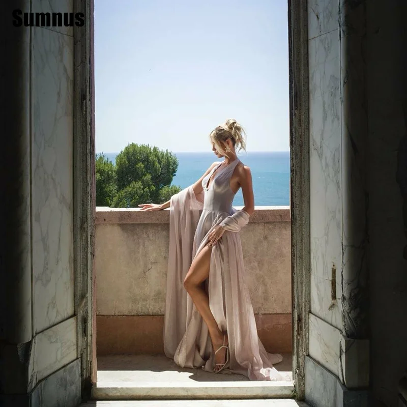 

Sumnus Sexy A-Line Prom Dresses Nude Pink Halter V-Neck Sleeveless High Slit Cape Maxi Evening Dresses vestidos Customized