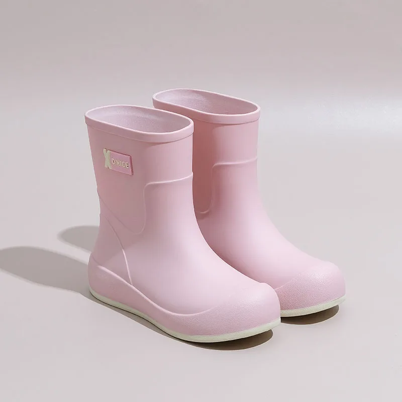 

2025 new rain shoes women's non-slip waterproof shoes wear-resistant medium tube rain boots kitchen rubber shoes
