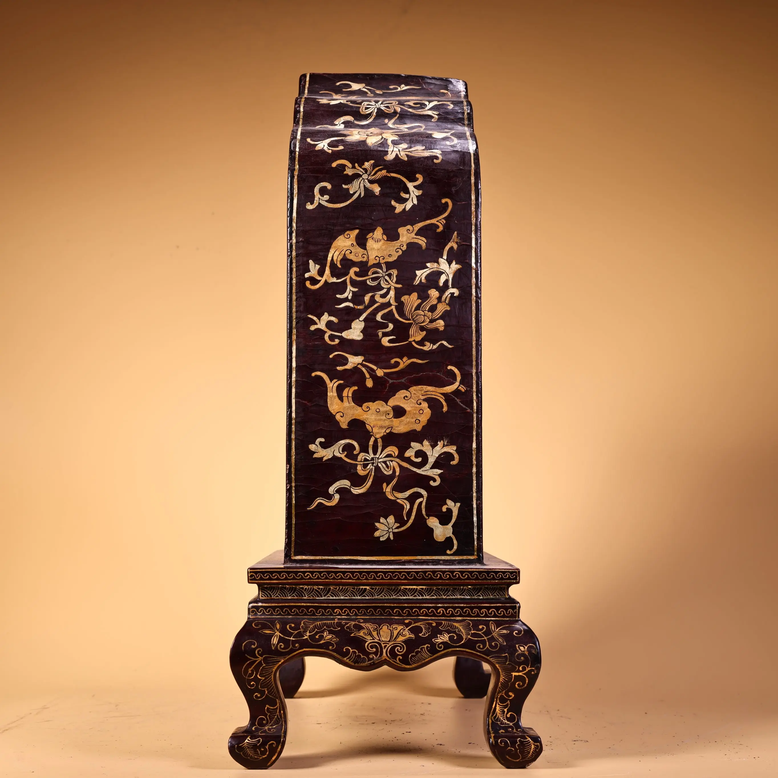Old Wooden lacquerware Flower pattern Shakyamuni Buddha Buddhist Niche Worship Hall Four legged base Town house