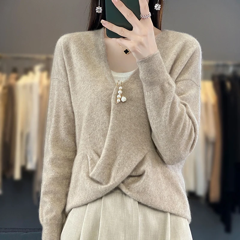 Fashion Trend 100% Beautiful Nu Wool Women\'s Knitted Long sleeved V-neck Pullover Sweater Short Spring and Autumn Seasons New