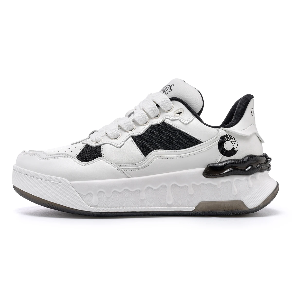 

ONEMIX 2025 Autumn Winter Trend Soft Elastic Shock Absorbing Running Shoes Men Leather Top Thick Sole Casual Sports Style Shoes