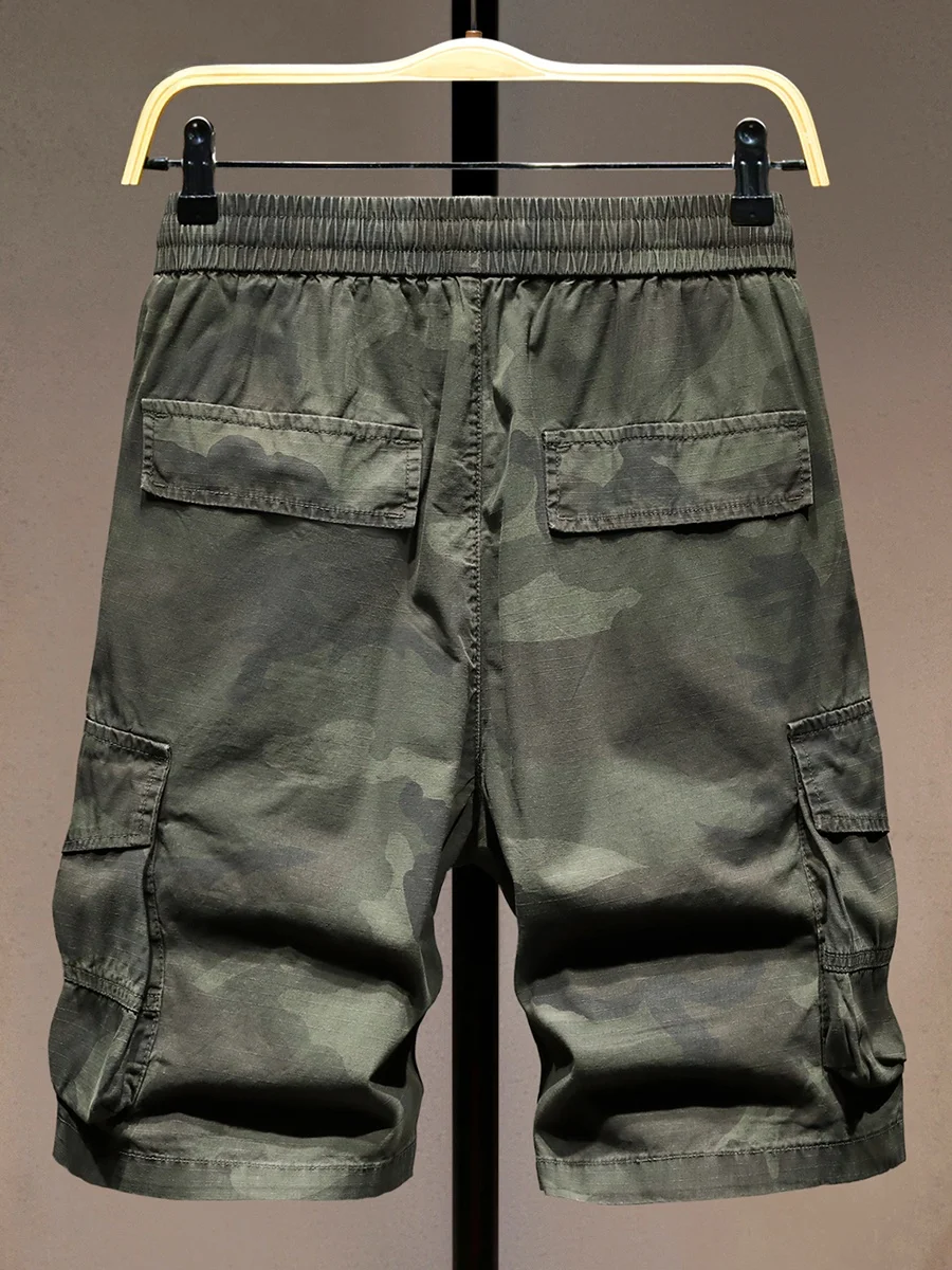 

Модные камуфляжные шорты для мужчин: летние, свободные, повседневные, в американском ретро-стиле, с множеством карманов, рабочие, длиной до колена