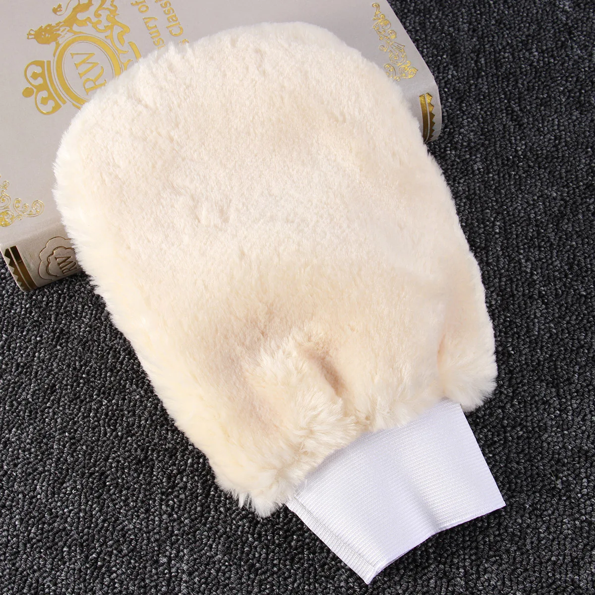 

1Pcs Double Side Wool Car Wash Mitt Microfiber Ultra Absorbent Scratch Free Cleaning Glove for Vehicle Care Car Wash Mitt