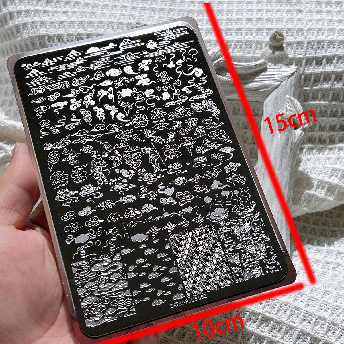 Nail Art-stempelplaat, stempelbare stalen plaat voor beginners, geen handschildering nodig, nageldecoratiesjabloon, veelbelovende wolken, wolkenpatronen, snelle nagelkunst, nieuwe proberen, nieuwe methode, snelle schoonheidverbetering stempelplaat