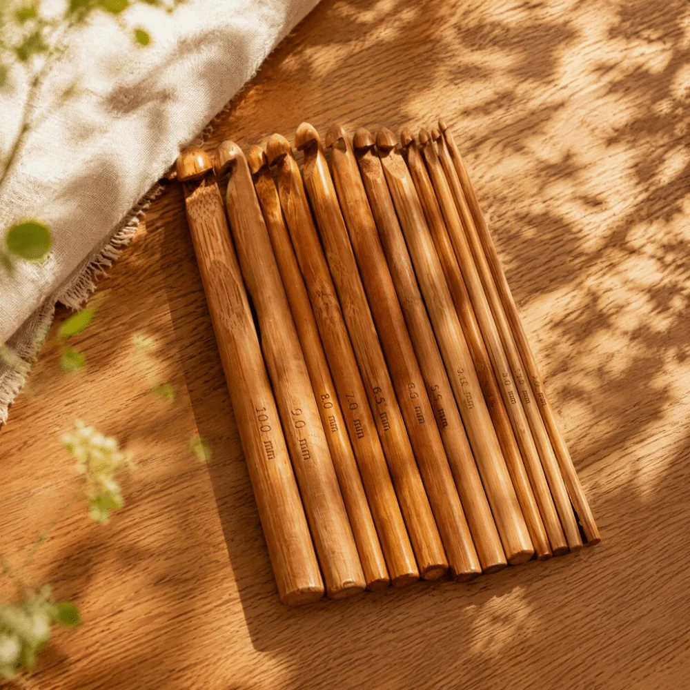 12 Pcs Carbonized Bamboo Crochet Hooks Ergonomic Handle Recognizable Size Knitting Needles 5.9 Inch Single Point