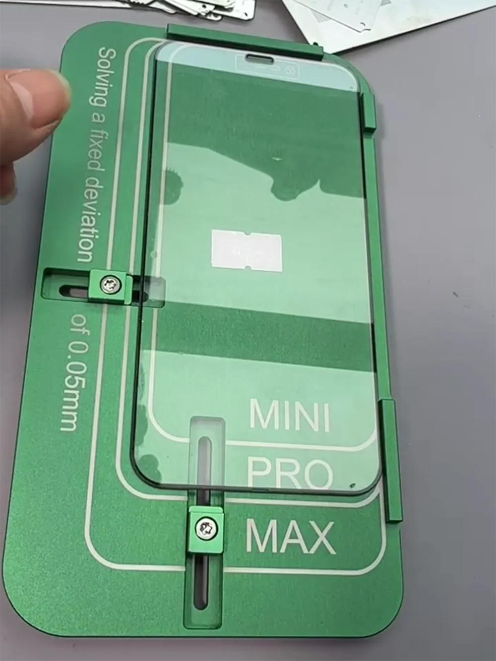 YCS MY Frame Fitting Universal Mold for iPhone 12-17 Series 0.5mm Cover Plate Alignment Mold Mobile Phone Adhesive Film Mould