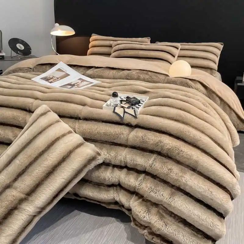 Flannel Winter Warm Thickened Rabbit Plush Bedding Set Milk Plush Quilt Cover Pillowcase Double-sided Plush Three-piece Set