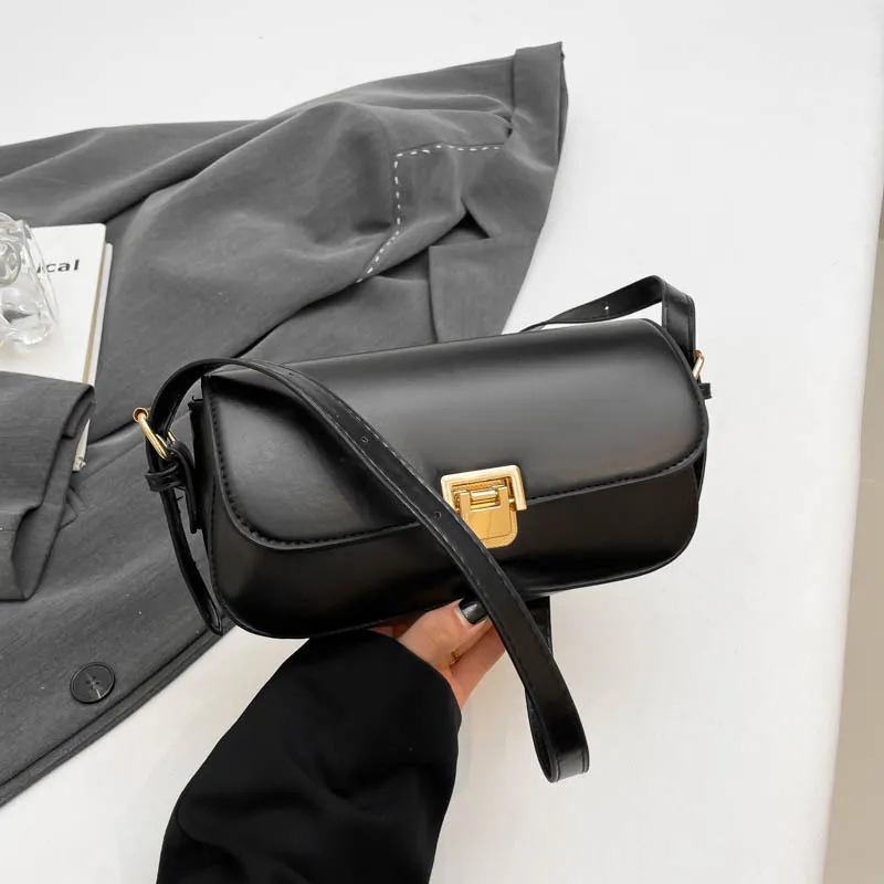 

Women's Niche Handbag, New Retro Versatile Handbag, Fashionable and High-end Style Armpit Bags