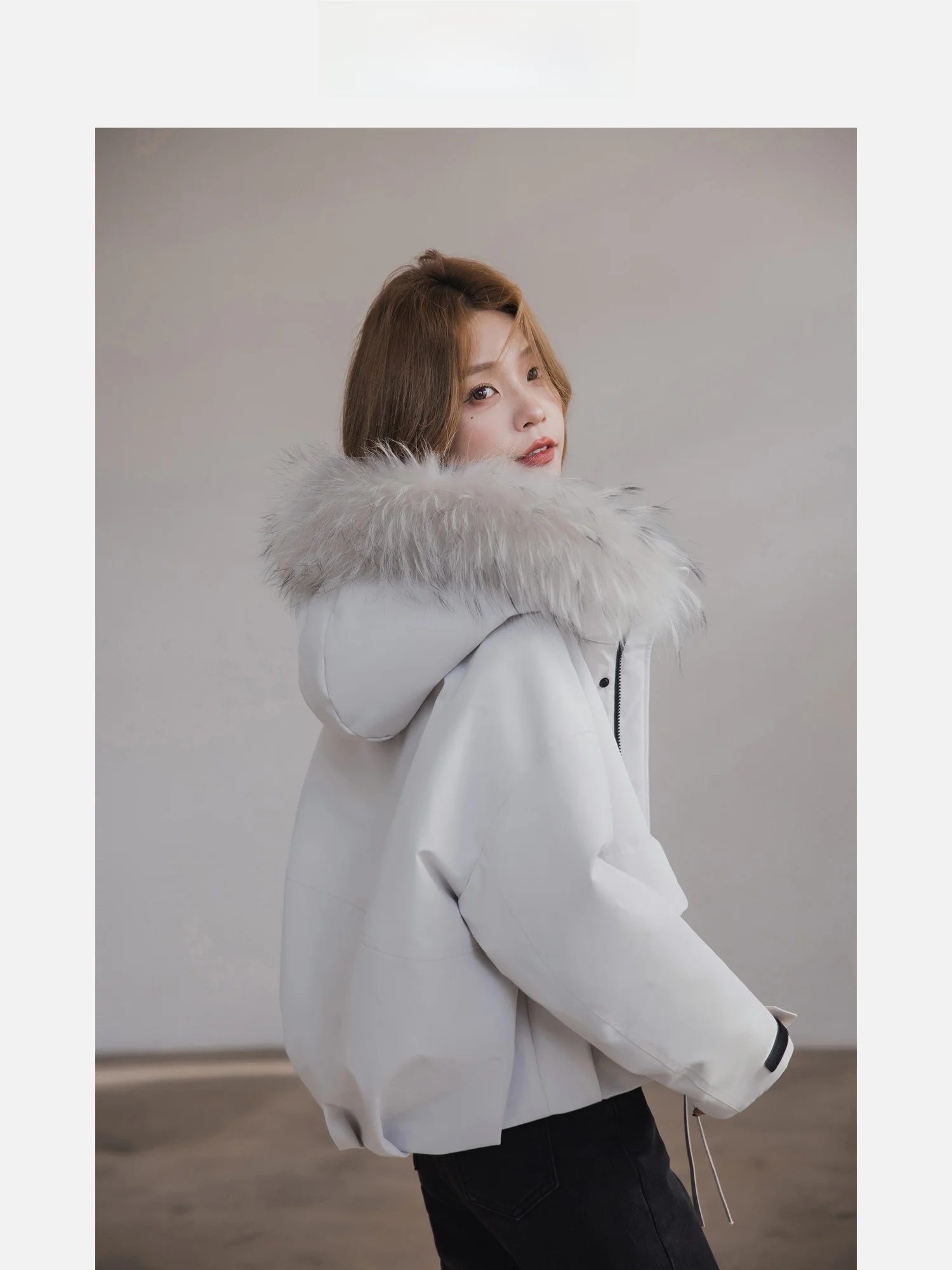 

Women's Parka Coat Du down Hooded Jaet Faionable ort Sle Zipper Closure Fur Collar All-Match Outerwear