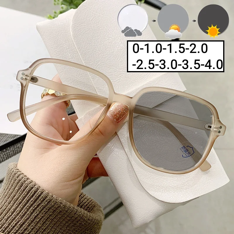 

Ladies Minus Photochromic Glasses Men Women Fashion Myopia Eyewear Unisex Square Frame Trendy New Discoloration Eyeglasses