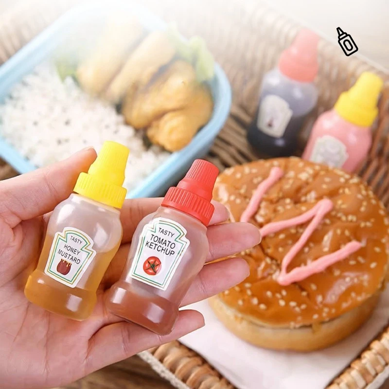 2Pcs 25ml Mini Condiment Sauce Bottles, Ketchup Mustard Containers with Labels, Dispenser for BBQ, Outdoor Kitchen Accessories