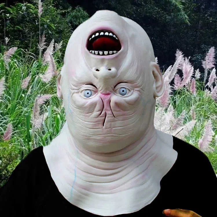 New Halloween Reverse Old Mans Head Mask Horror Zombie Latex Bloody Scary Mask Role Play Musk Party Decoration Role Play Props