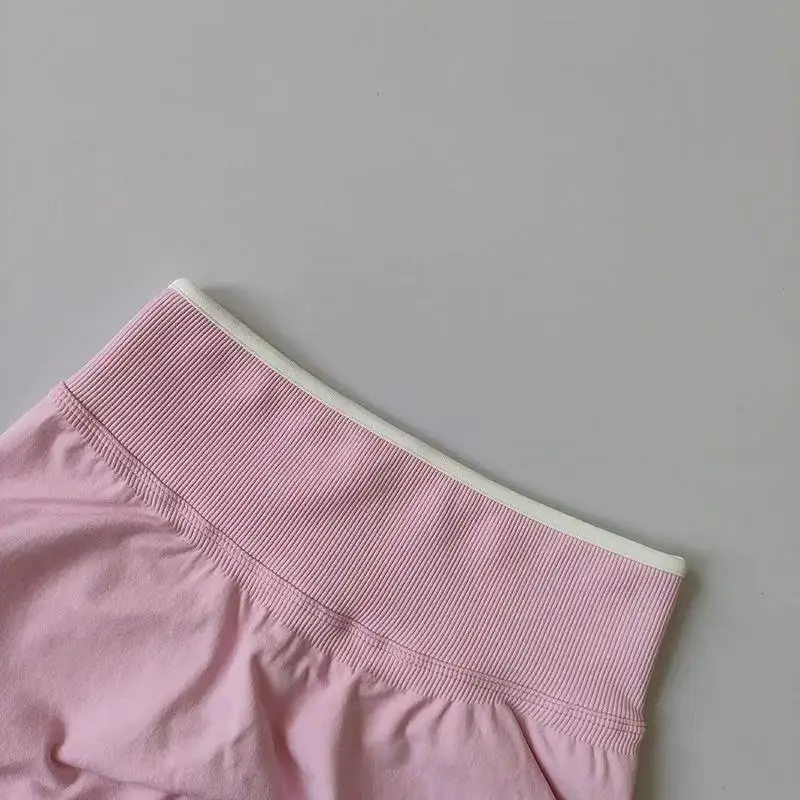 Sexy Nahtlose Farbblockierte Yoga-Shorts, Eng Anliegende Po-Formende Sportshorts, Damen-Outdoor-Lauf- und Fitnesshosen – Detail 5