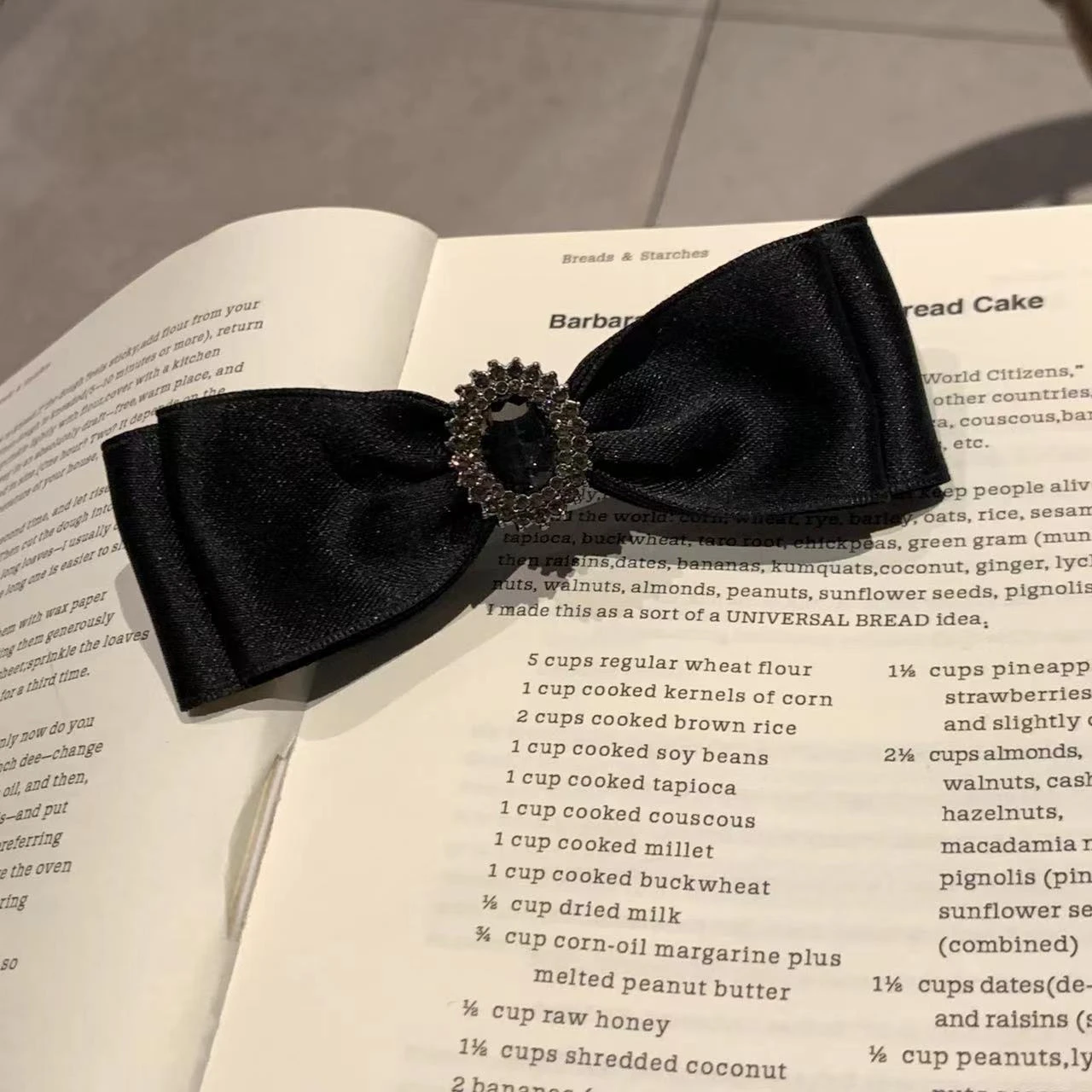 New Semi-tie Ponytail Hairpin Back Head  Luxury Rhinestone Bow Hairpin Girl Headdress Spring Clip