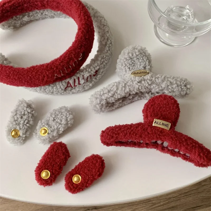 

New Autumn and Winter Velvet Embroidered Letter Headband Red Plush Red Hair Accessories Claw Clip Shark Clip Hair Hoop Women