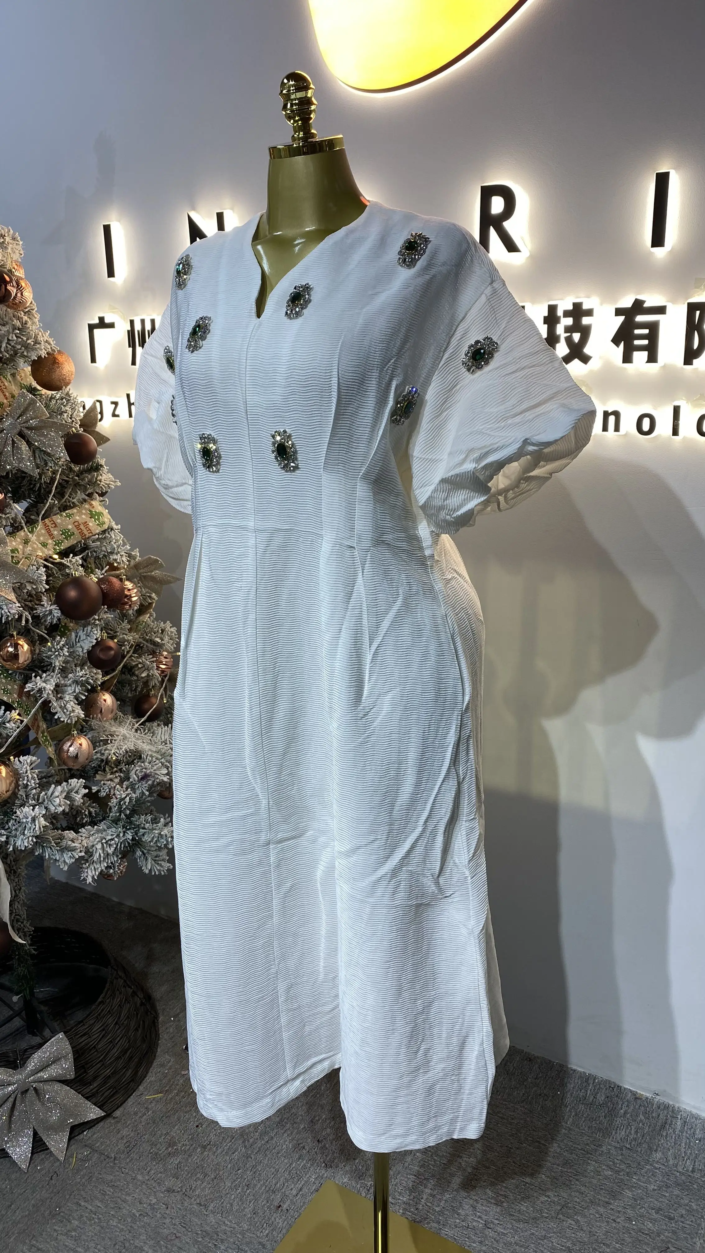 Asymmetrical elegant casual diamond V-neck sleeveless top and shirt plus size dress-GZXX380