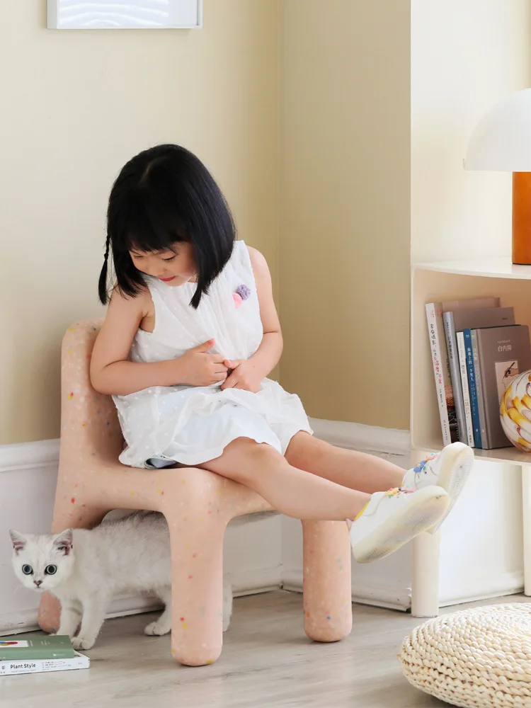 Скандинавский детский пластиковый утолщенный табурет для дома, гостиной, кабинета, детский стул с граффити, стул для чтения, стул со спинкой, скамейка