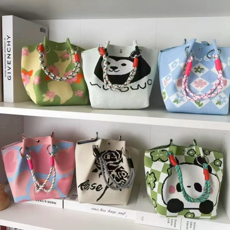

New Korean Sle Large Capaci Knitted Handbag Faionable Versatile Portable Women's Bag Casual Simple Print Buet ape