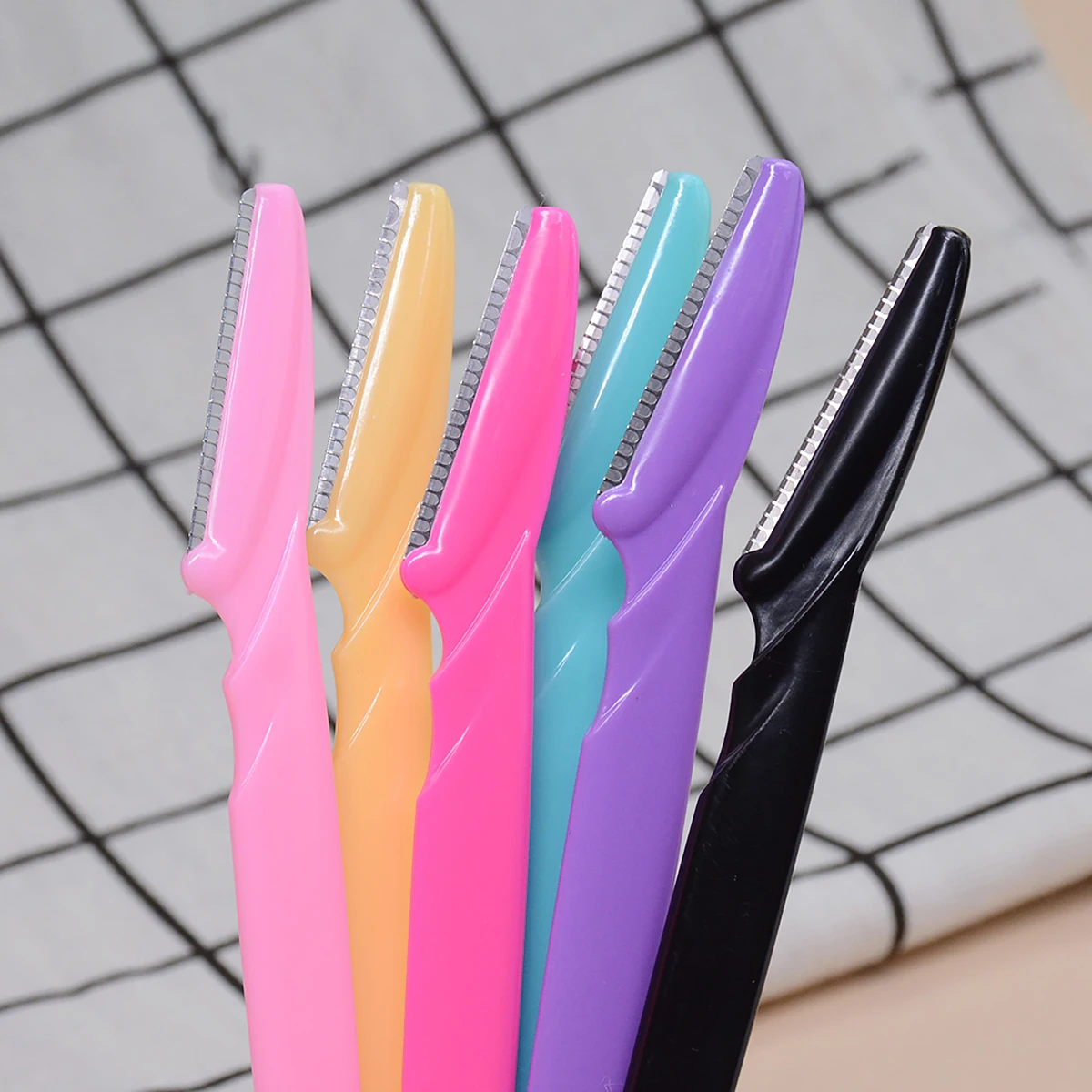 12Pcs Eyebrow Trimmer Face Blade Shaver Portable Eye Brow Epilation Hair Removal Safety Eyebrow Cutting Woman Makeup Tools