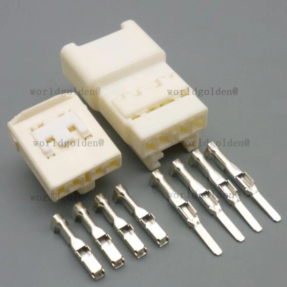 MG641041 MG651038 Compact White Terminal Housing for vehicle wire splice & stable body sensor signal transmission