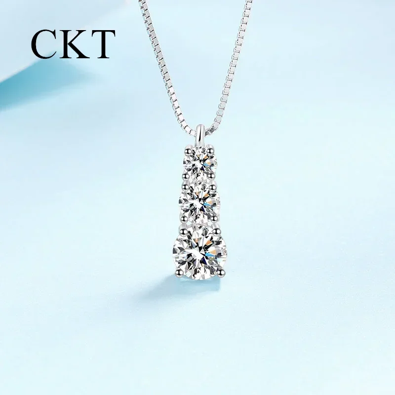 

18K White Gold Necklace for Women 1.8 Carat Sparkling Moissanite Gourd Pendant Box Chain Platinum Pt950 Chain Wedding Jewelry