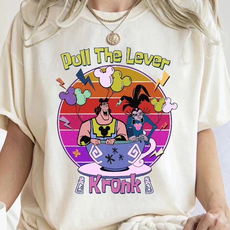 

Disney Yzma Plu Rebellious Tall Retro Print Disney Emperor Fashion Short Sleeve Disney Family Loose Plus Size Short Sleeve