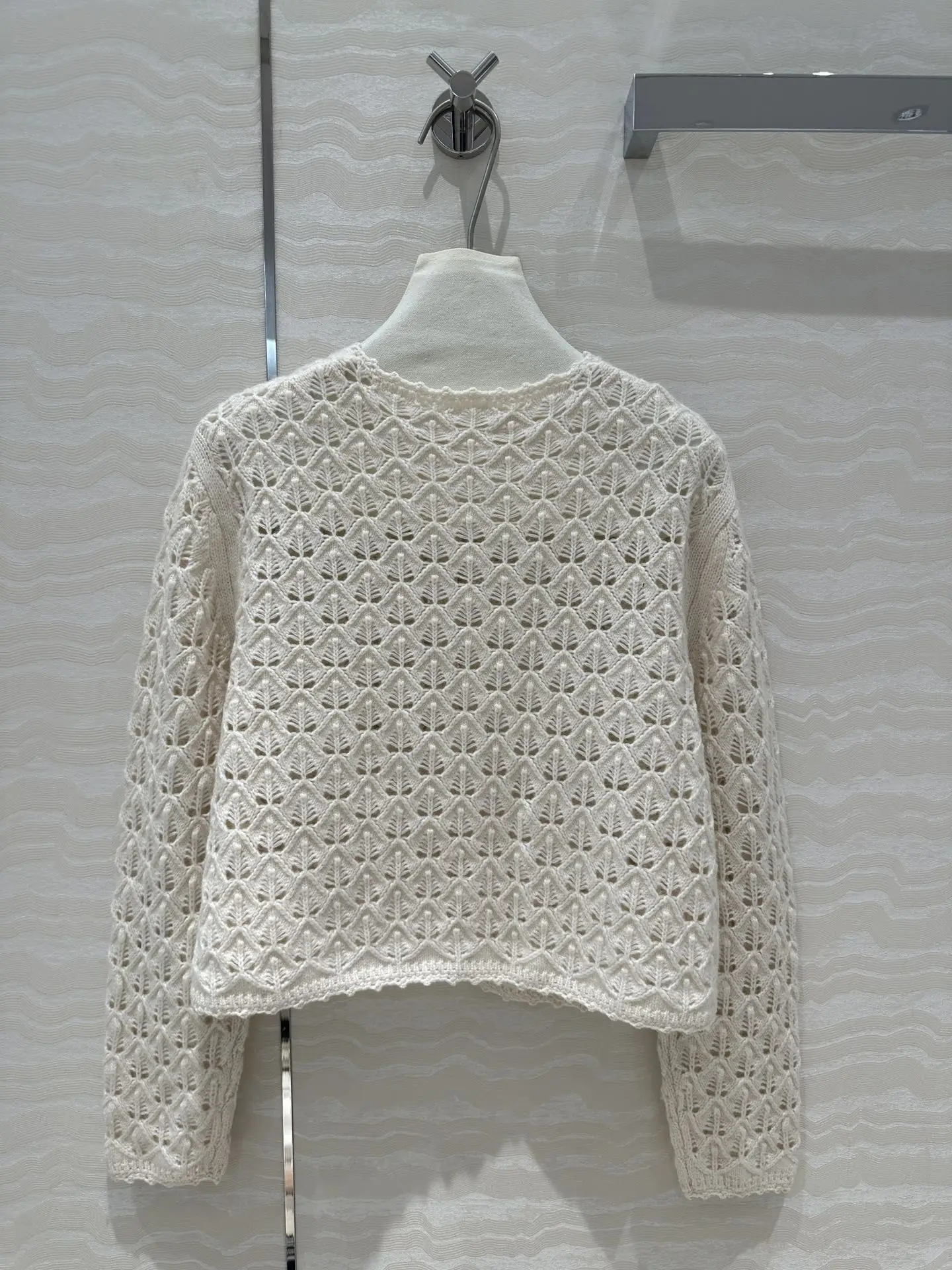 2024 Summer and Autumn New High Quality Women\'s Clothing Three dimensional handmade crochet cashmere pearl buckle jacket 0719