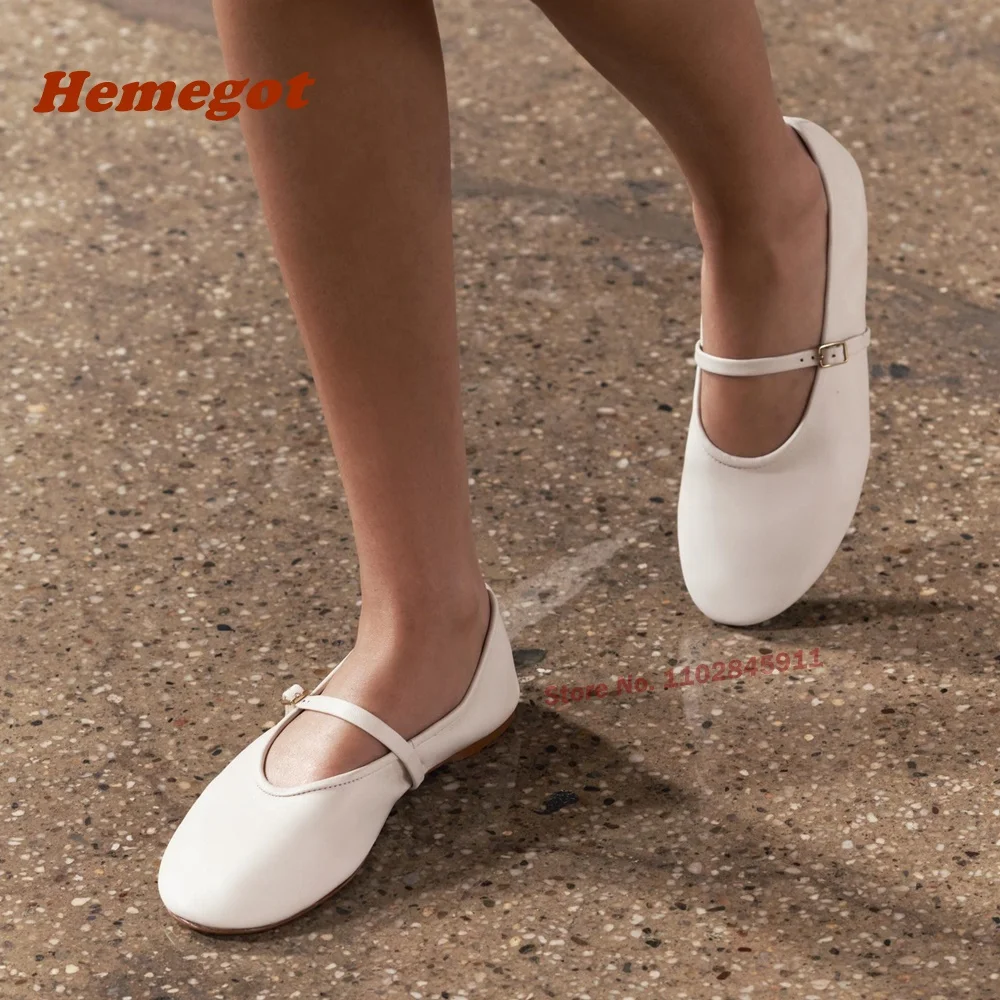 

Suede Beige Flat with Pumps Round Toe One Strap Buckle Women's Pumps 2024 Newest Summer Summer Runway Party Shoes Sexy Elegant