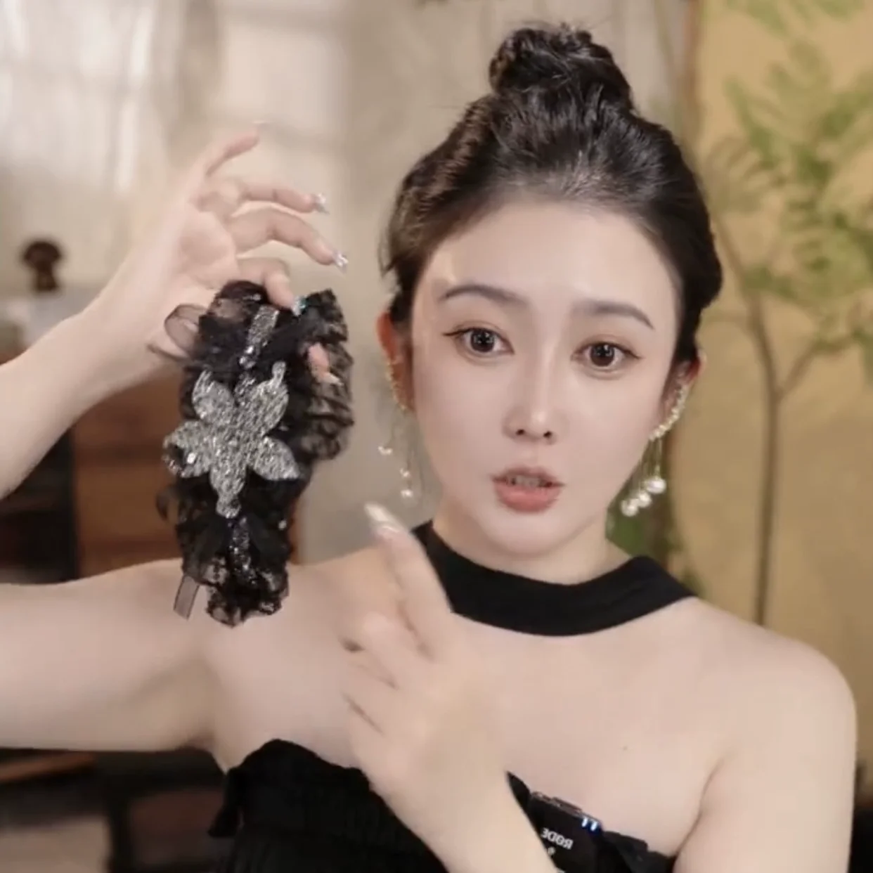 

Fashionable Black Women's Black Lace Hairband Hair Clip Hair Styling Tools Headdress Female Lady New Headwear Accessories