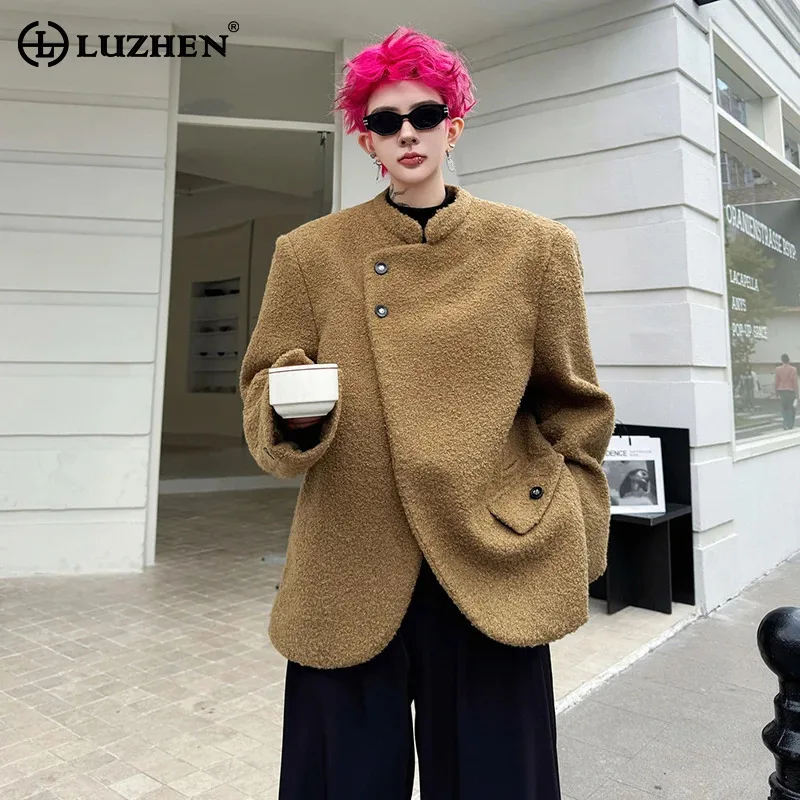 

LUZHEN 2025 Winter Fashion Cross Placket Buttoned Fleece Solid Color Jacket Men's Original High Quality Woolen Male Coat JY5017