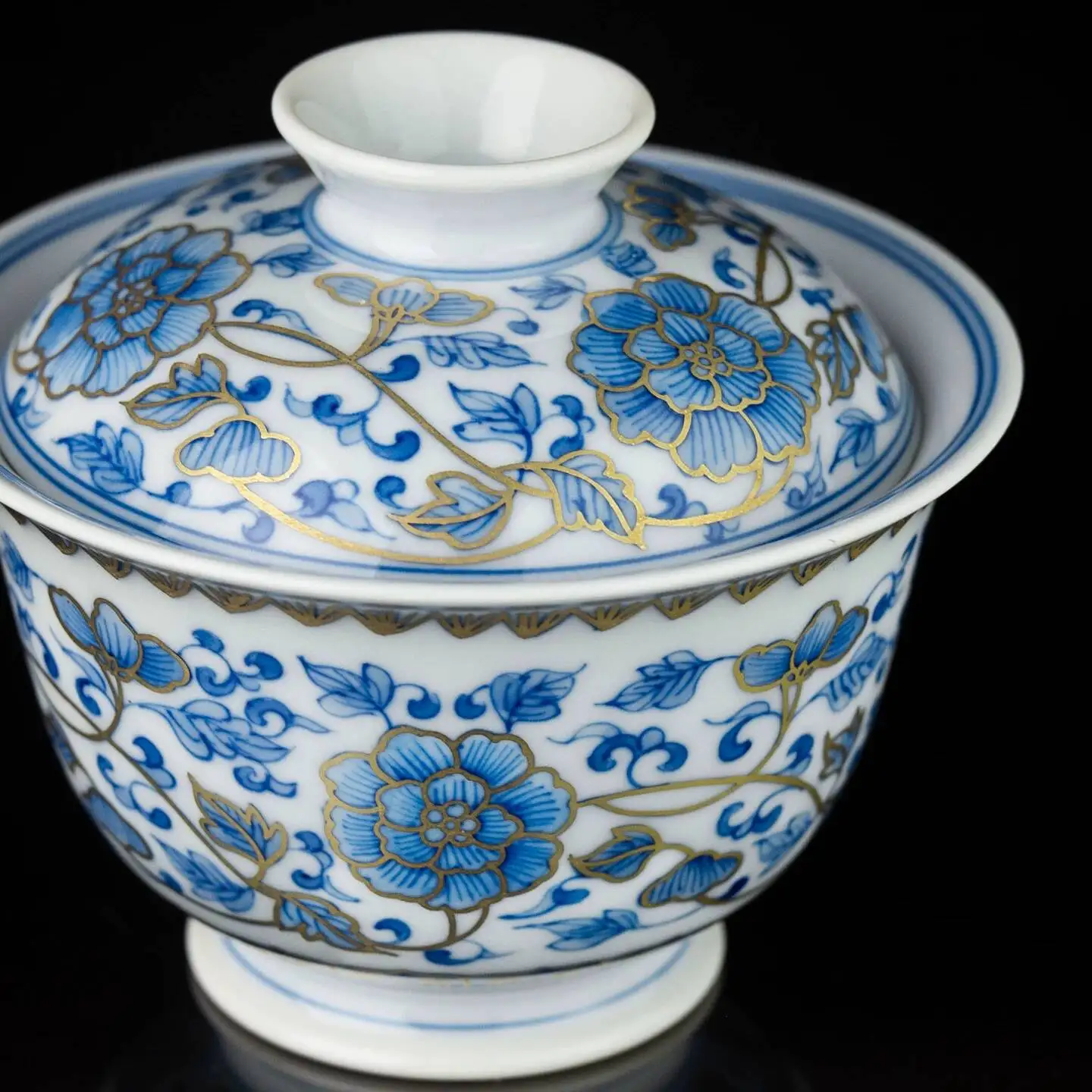 Antique-Style Blue And White With Hand-Painted Lotus Branches, Jingdezhen Ceramic Set, Cup, Tea Brewing Covered Bowl