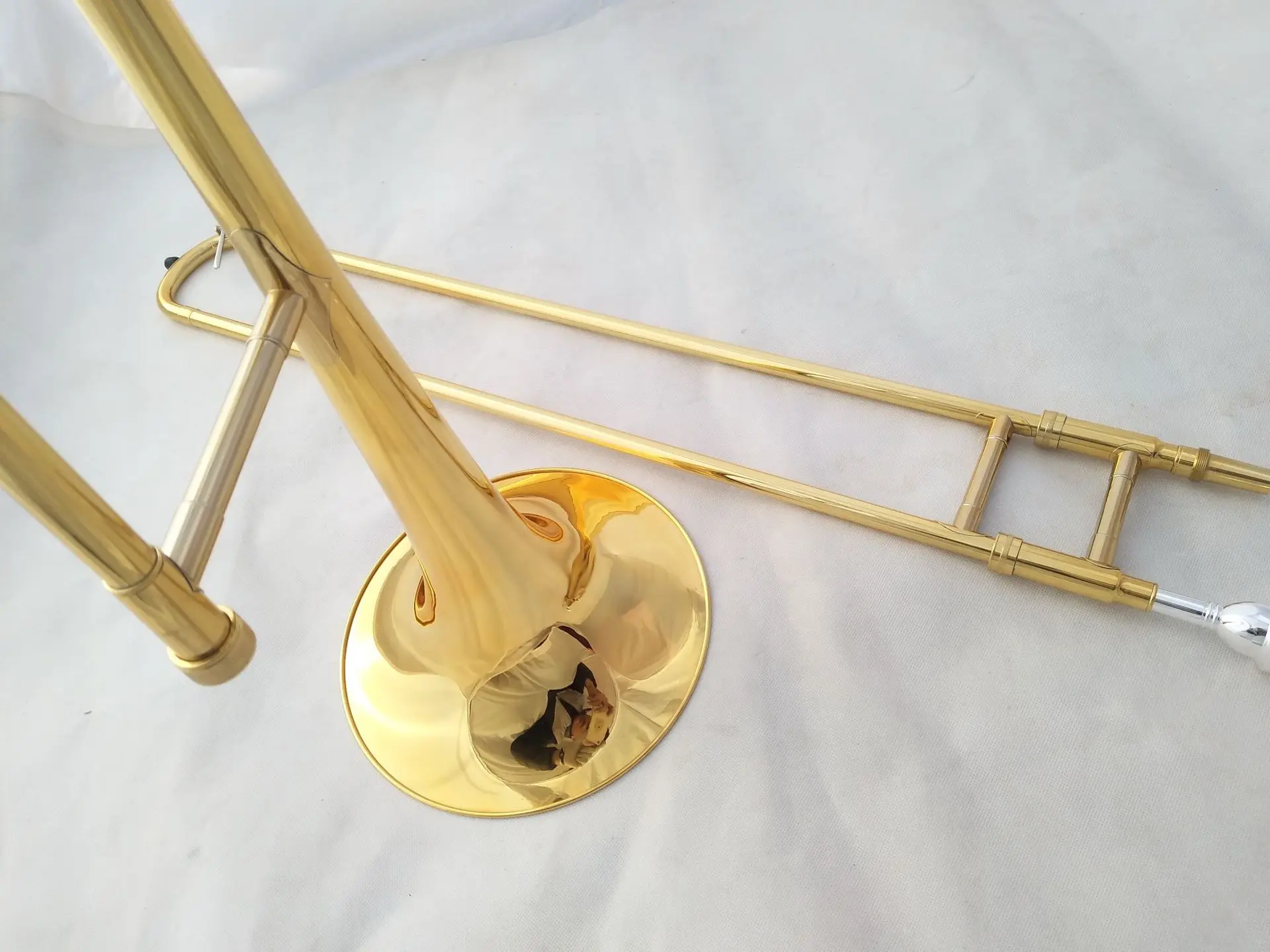 Weifang-Rebon Tuning Bb/F Key, Slide Plated, Gold Tenor, Trombone