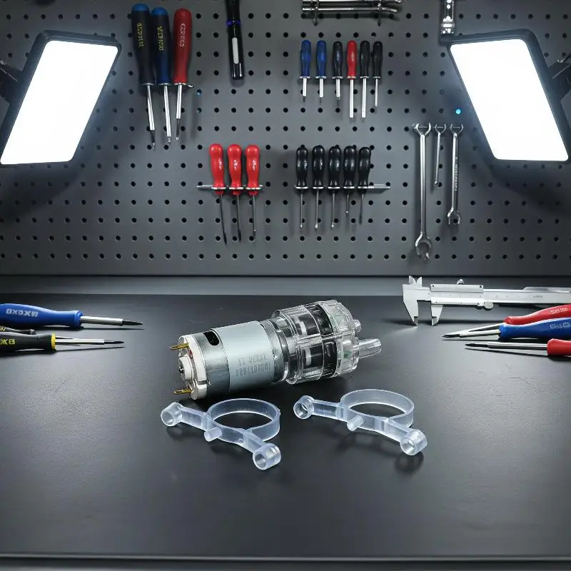 DC 24V 100℃ Heat Proof Mini Water Pump Low Vibration for Computer Water Cooling System Liquid Circulation