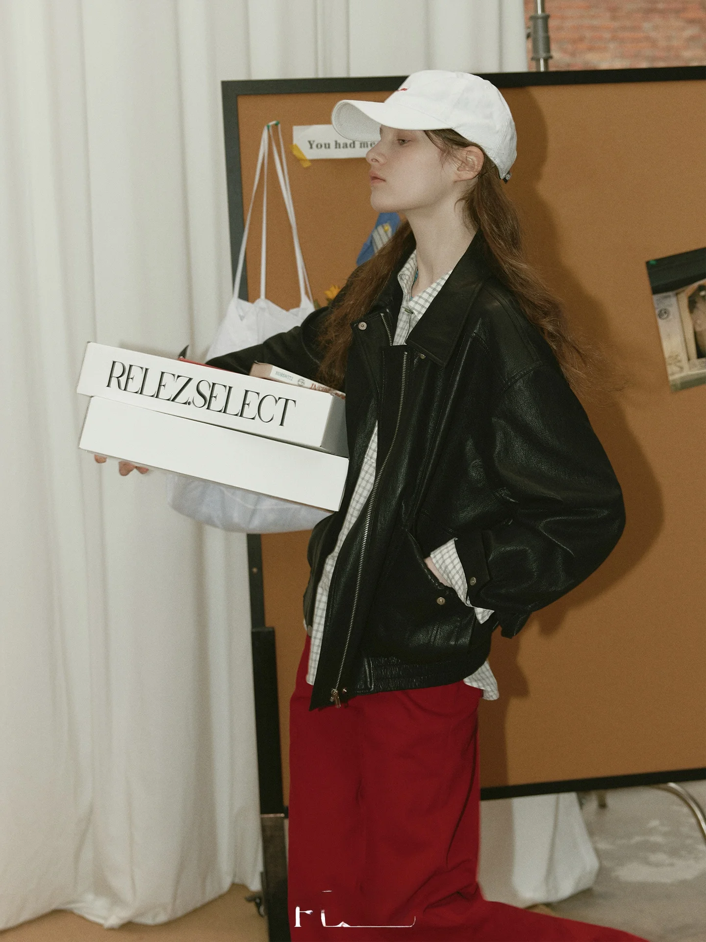 

Женская кожаная куртка Relez в стиле ретро с отложным воротником, новая весенняя модель, повседневная универсальная модная верхняя одежда с длинными рукавами, стандартная длина