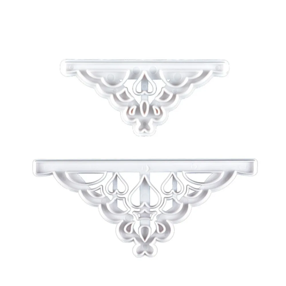2pcs Easy To Use ABS Crown Cutters Set Crown White Fondant Cutter Mold Food-Grade Cake Decorating Mold Dinner Decoration