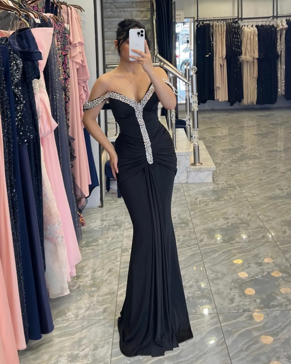

Customized Modern Style Fashion Rhinestone Ruched Mermaid Off-the-shoulder Long Dresses Bespoke Occasion Dresses Matching Sexy