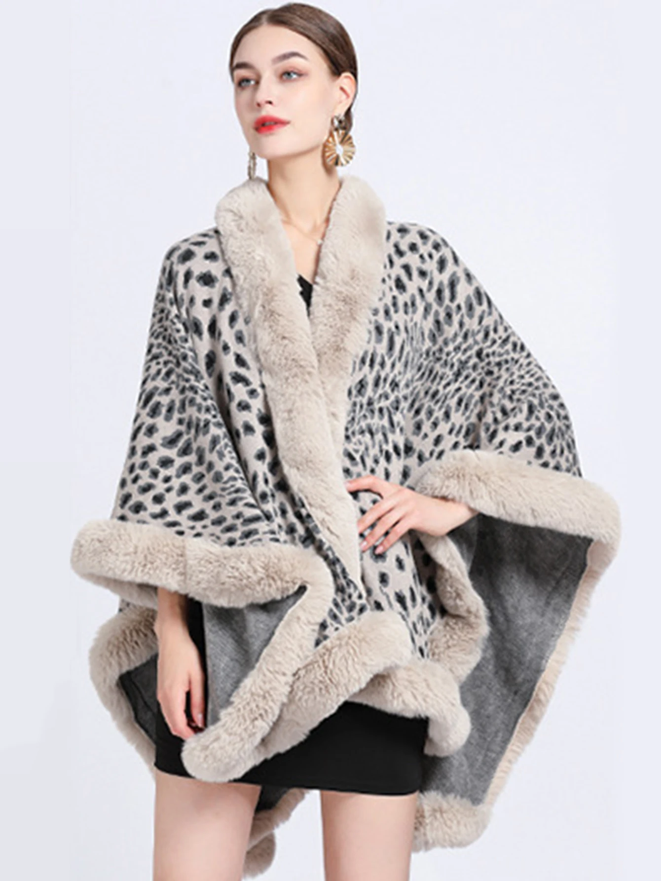 Imitation fur knitted faux fur trimmed shawl cape elegant leopard print design warm and comfortable breathable coat