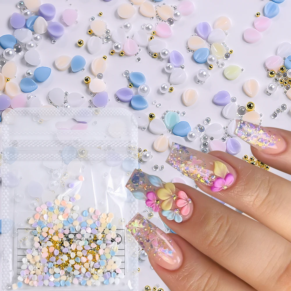 

1 пакетик (150 шт.) маленькие круглые подвески для ногтей с резьбой в виде лепестков, смешанные золотые стальные шарики/жемчужные смолы, цветочный декор для ногтей, стразы для ногтей с лепестками Ar