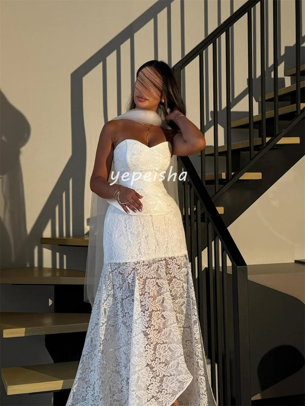 Abiti midi senza spalline a sirena in pizzo con pieghe abbinate sexy personalizzati Abiti per occasioni su misura Taglie disponibili Casual di alta qualità