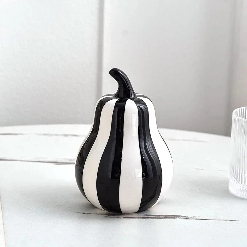 26 Black and White Striped Apples/pear Ceramic Statue Desk Decoration Minimalist Fruits Sculpture Ornaments Room Aesthetic Decor